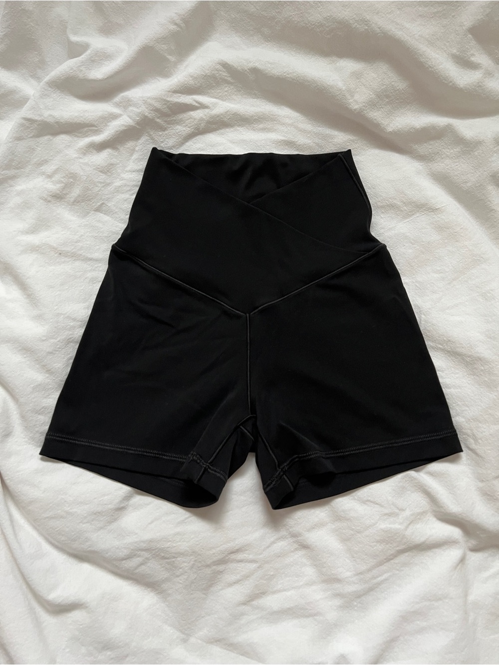 aerie real me crossover 3” shorts